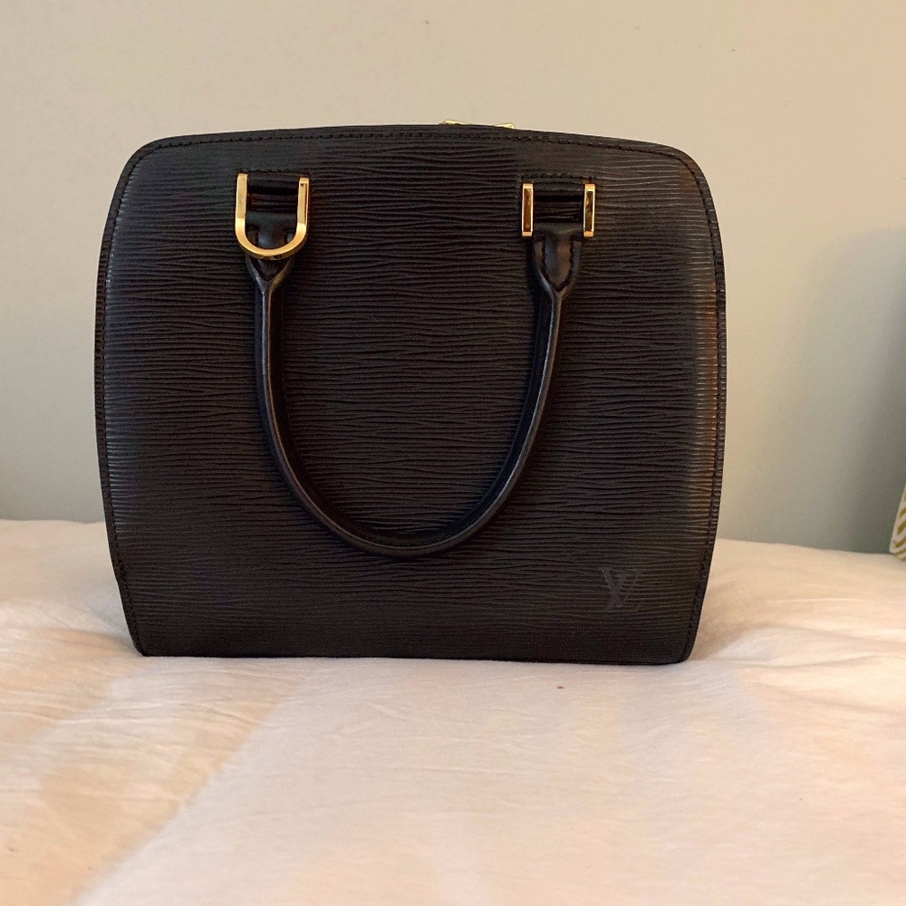 LV Pont Neuf handbag - Black EPI